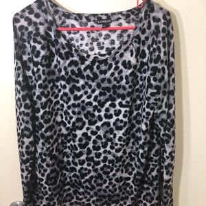 Loose long sleeve top